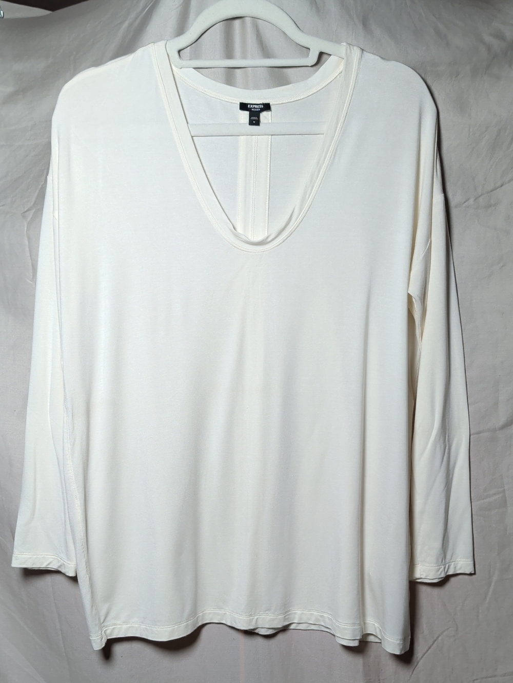 Express Cream V-Neck Long Sleeve Shirt Knit Business Career Lagenlook Capsule